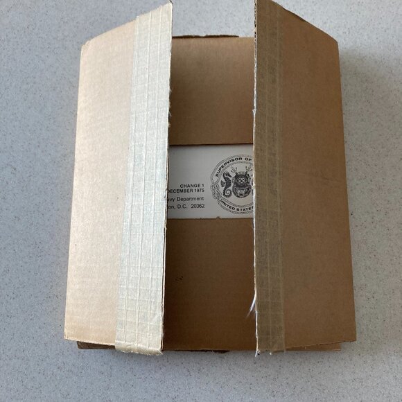 U.S. Navy Diving Vintage Manual December 1975 - Picture 9 of 12